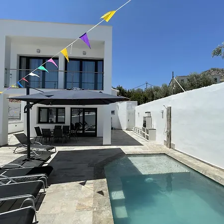 La Fuente Holiday home